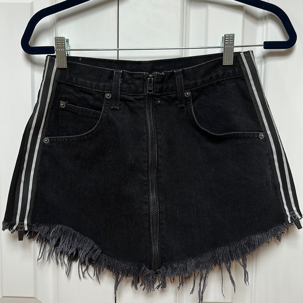 NWOT LF Black Denim Full Zip Front Skirt